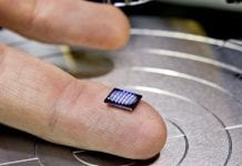 IBM Unveils The World's Smallest Computer , That Is Smaller Than A Grain Of Salt