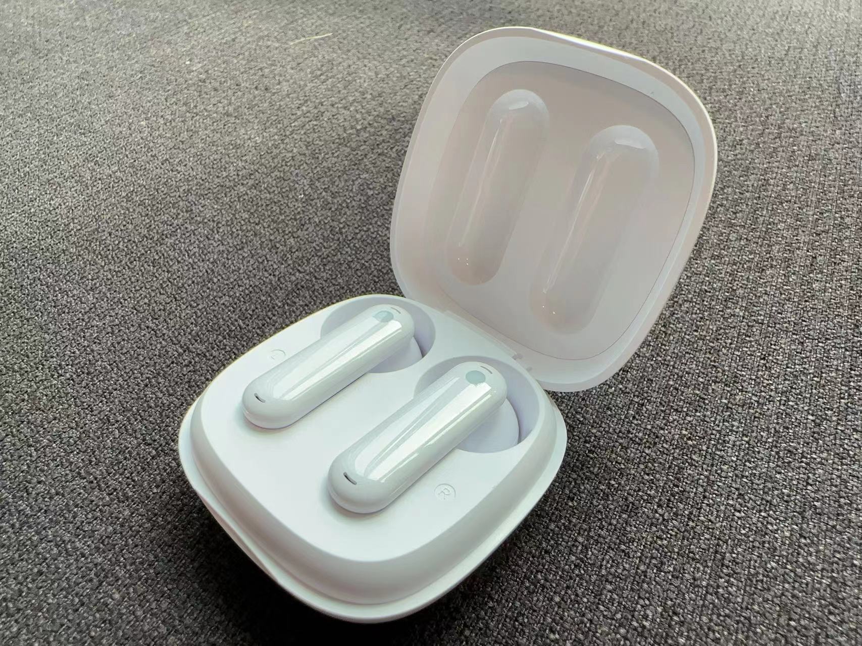 WT2 Edge Translator Earbuds